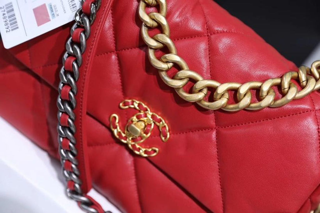 CHL 19 Handbag 26cm Red For Women AS1160