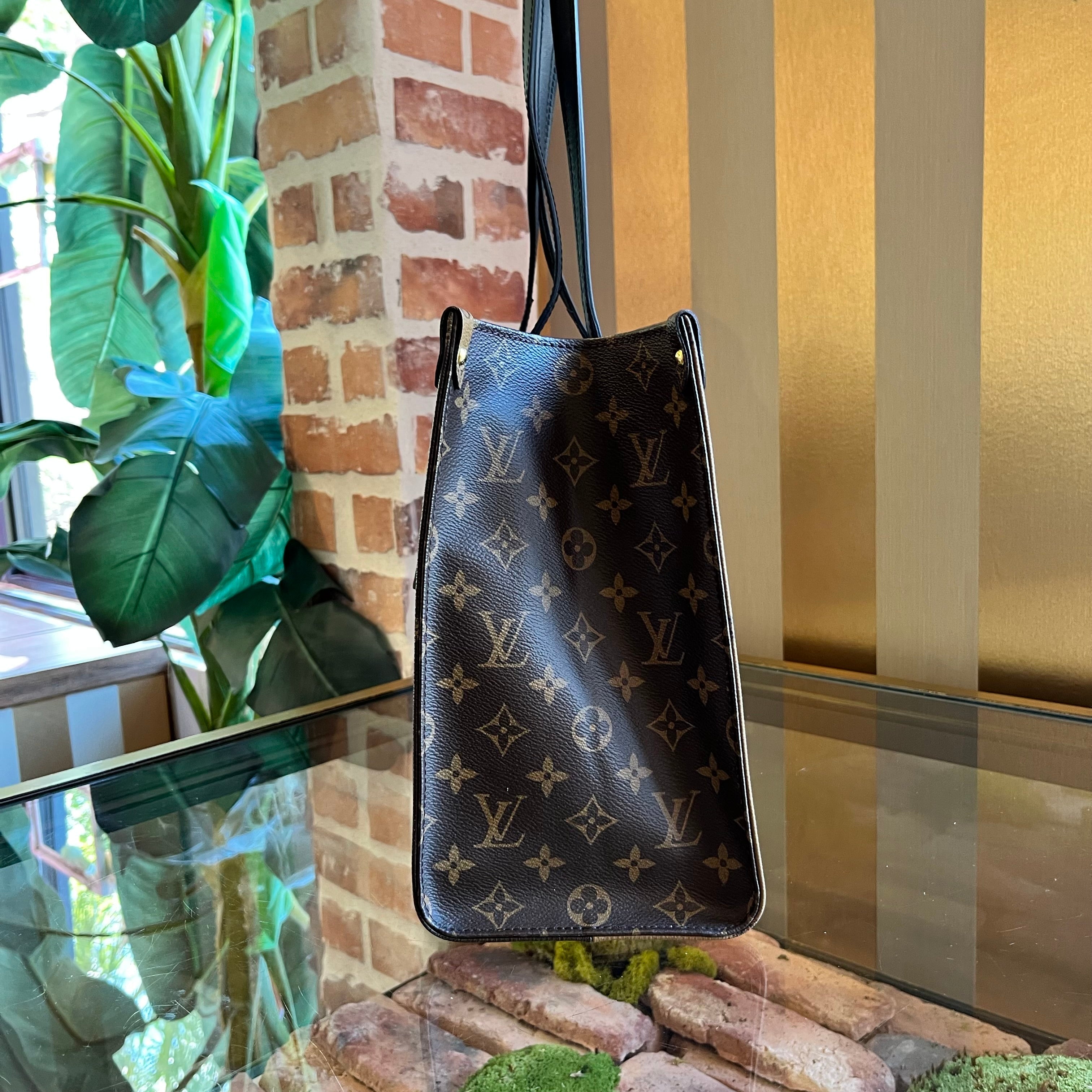 LOUIS VUITTON OnTheGo MM Monogram Reverse Giant Monogram Canvas Tote Bag