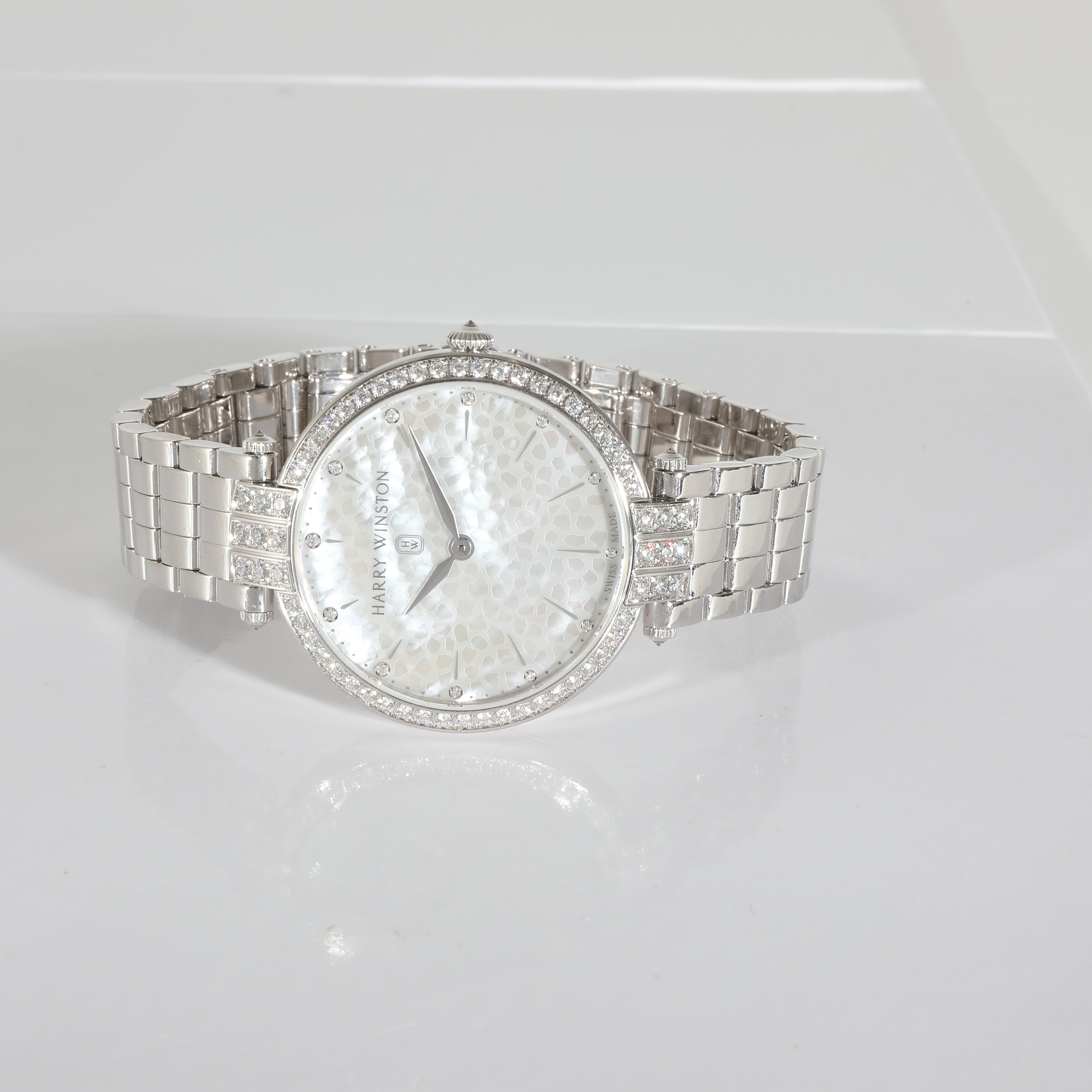 HARRY WINSTON Preimier PRMQHM36WW002 Unisex Watch in 18k White Gold
