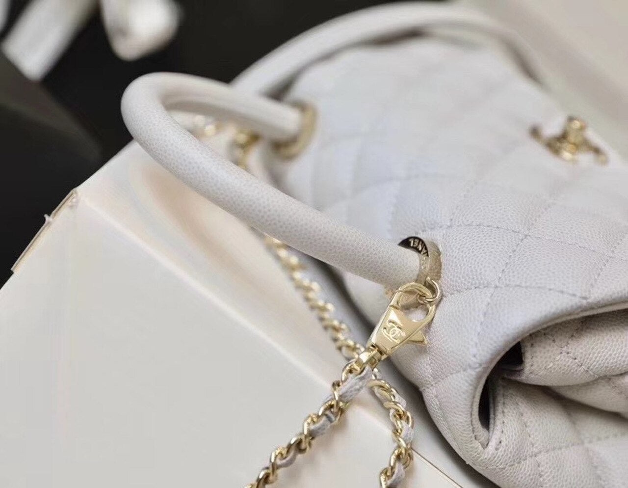 CHL Coco With Top Handle Bag Gold Toned Hardware White For Women 9.4in/24cm