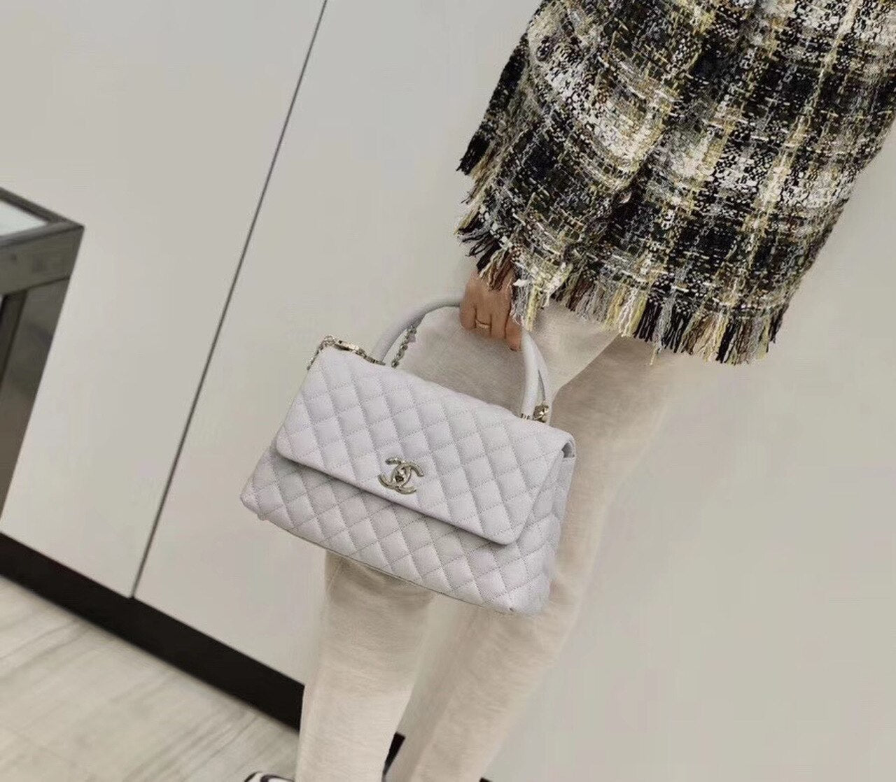 CHL Coco With Top Handle Bag Gold Toned Hardware White For Women 11.4in/29cm