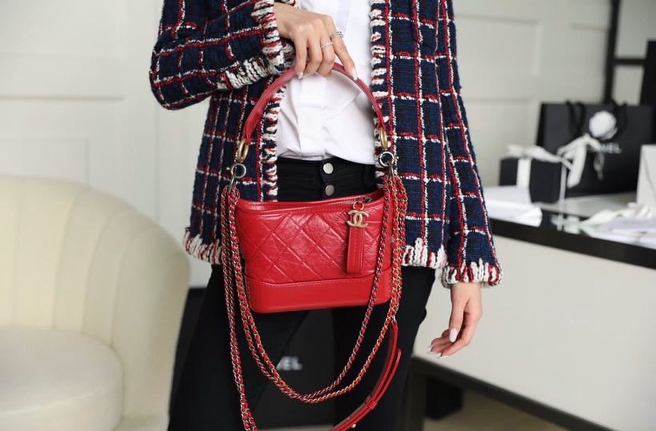CHLGabrielle Small Hobo Bag Red For Women 7.8in/20cm A91810