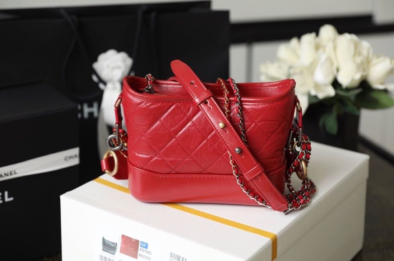 CHLGabrielle Small Hobo Bag Red For Women 7.8in/20cm A91810
