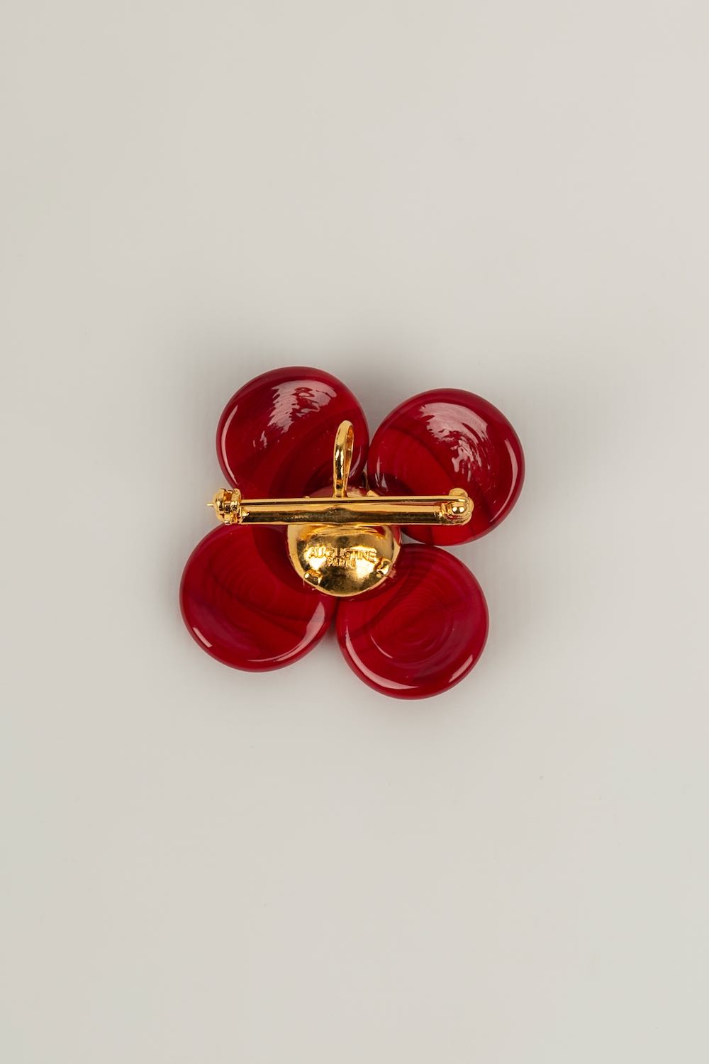Broche Augustine