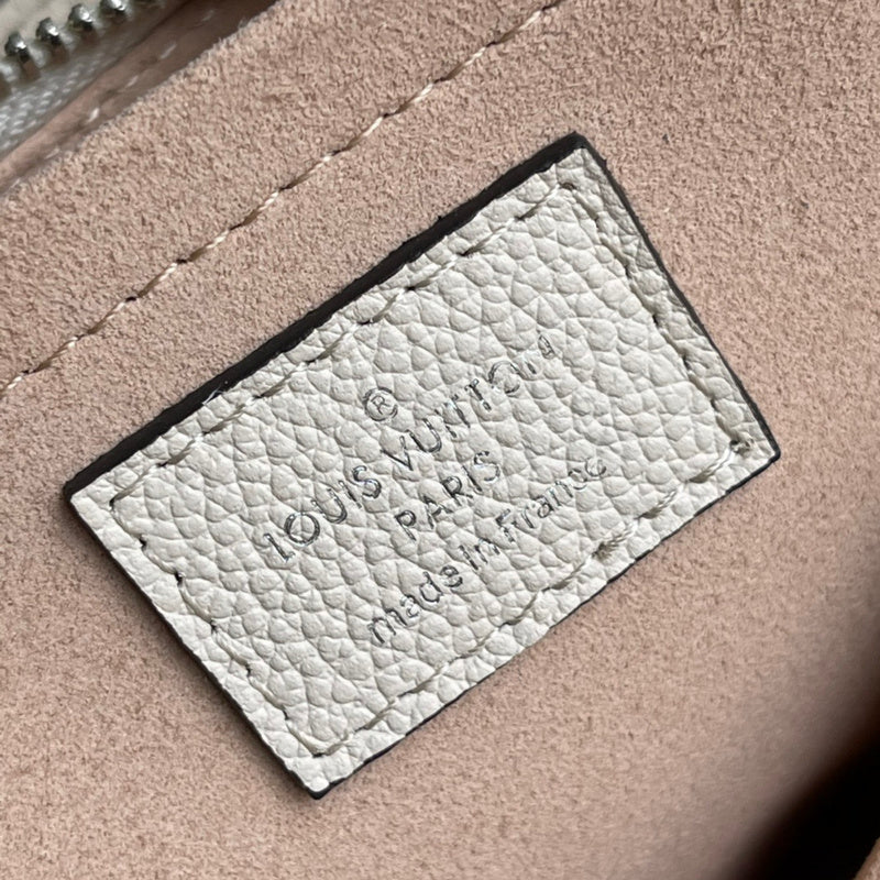 LOV2 Bags - Luxurious Bags  1565