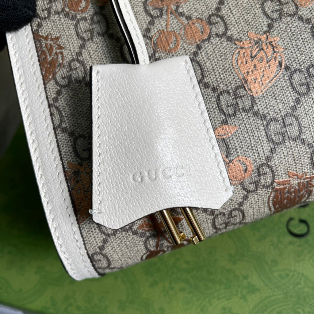 Glami Padlock Small Glami Strawberry Shoulder Bag Beige For Women, Women’s Bags 10in/26cm Glami