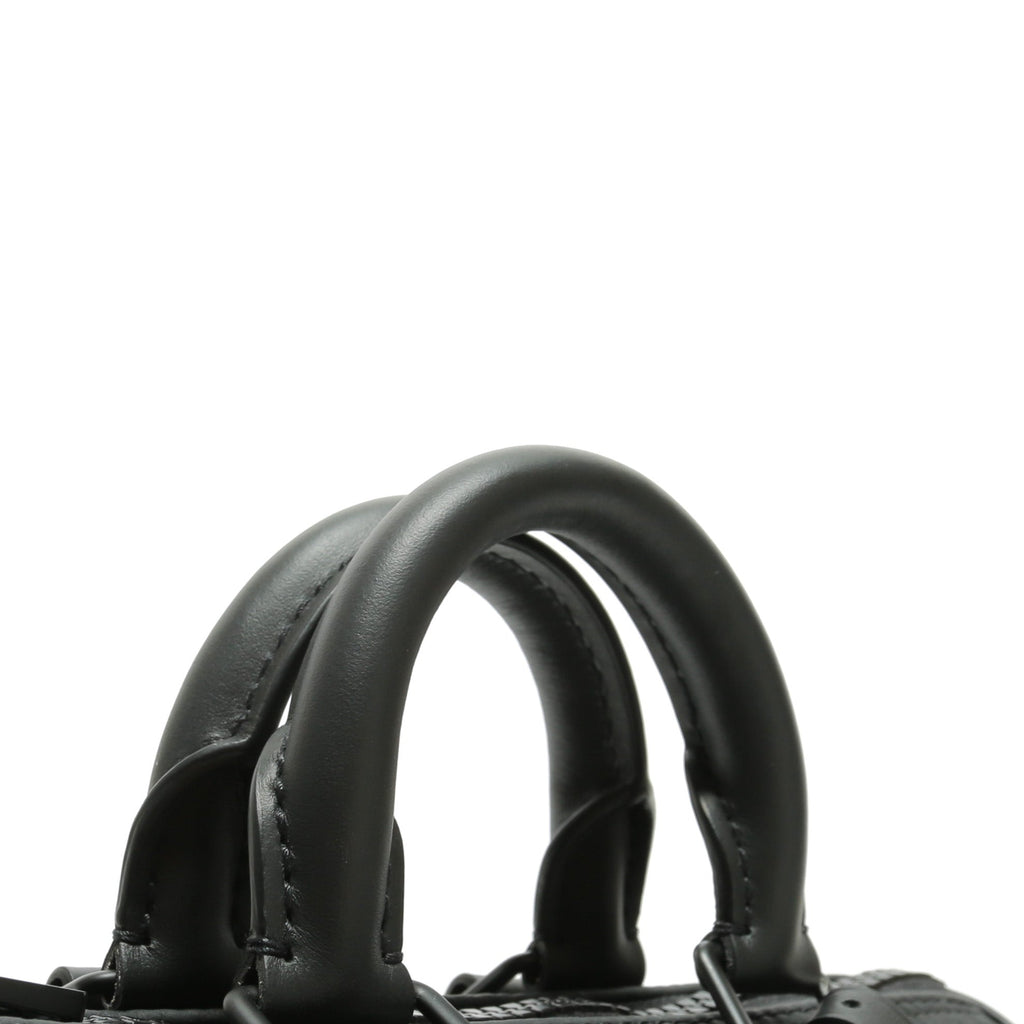 LOUIS VUITTON Keepall 25 Bandouliere Taurillon Black