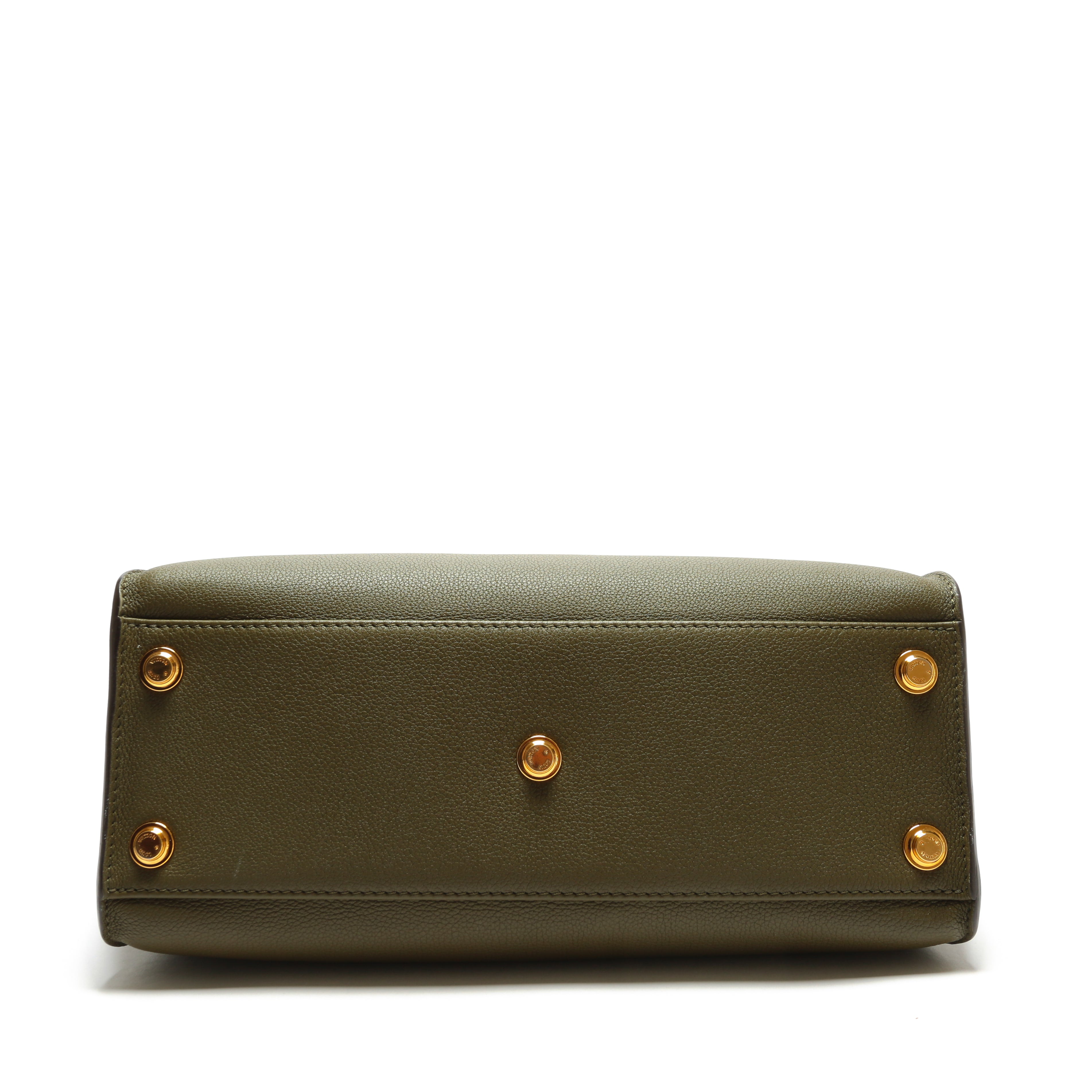 LOUIS VUITTON On My Side MM Laurel Green/Beige
