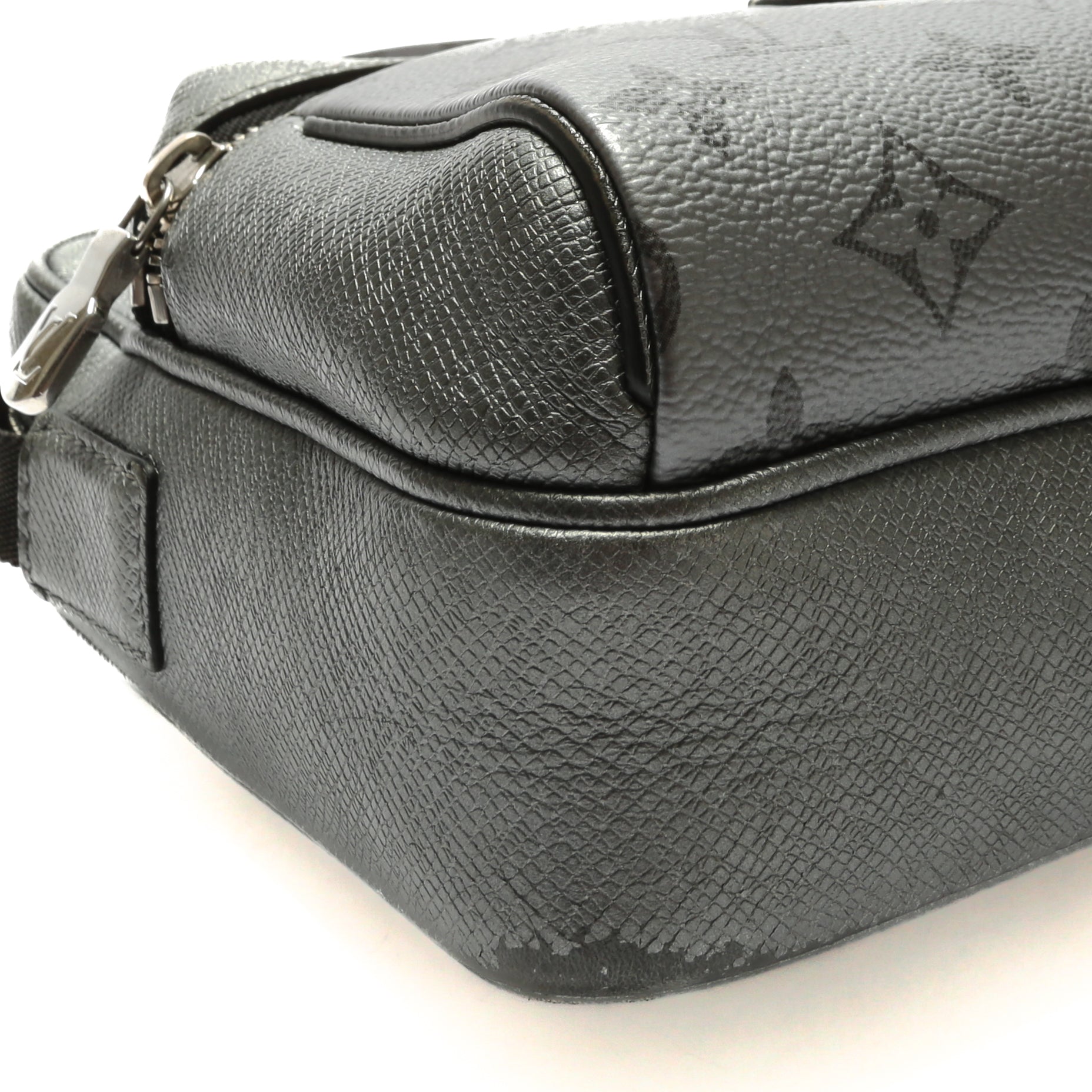 LOUIS VUITTON Outdoor Messenger Silver Taiga-OUTLET FINAL SALE