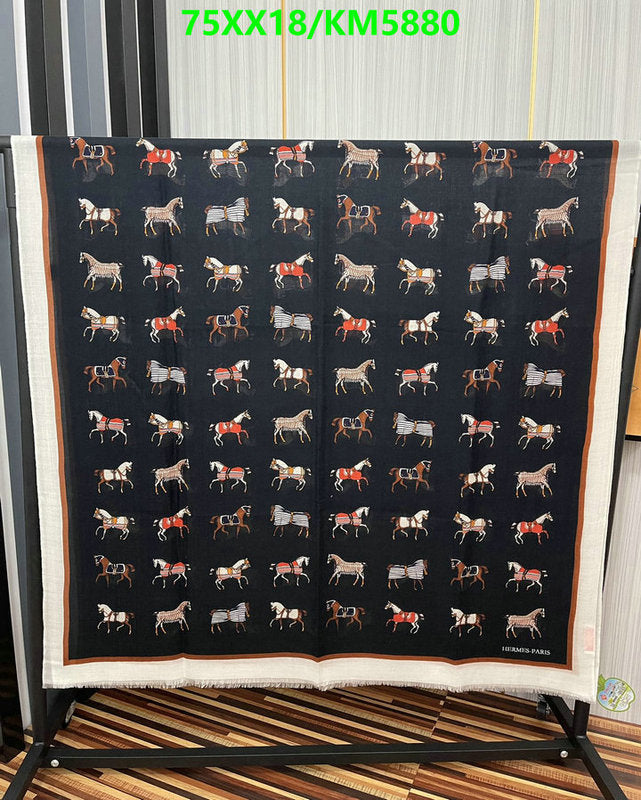 SAMC - HMS Scarves - 045