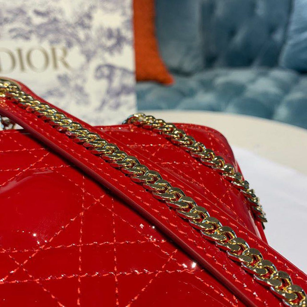 GLAMI Mini Lady Bag with Chain Gold Toned Hardware Spring/Summer Collection, Red, For Women WomenÃ¢â‚¬â„¢s Handbags, 18cm CD M0505OCAL