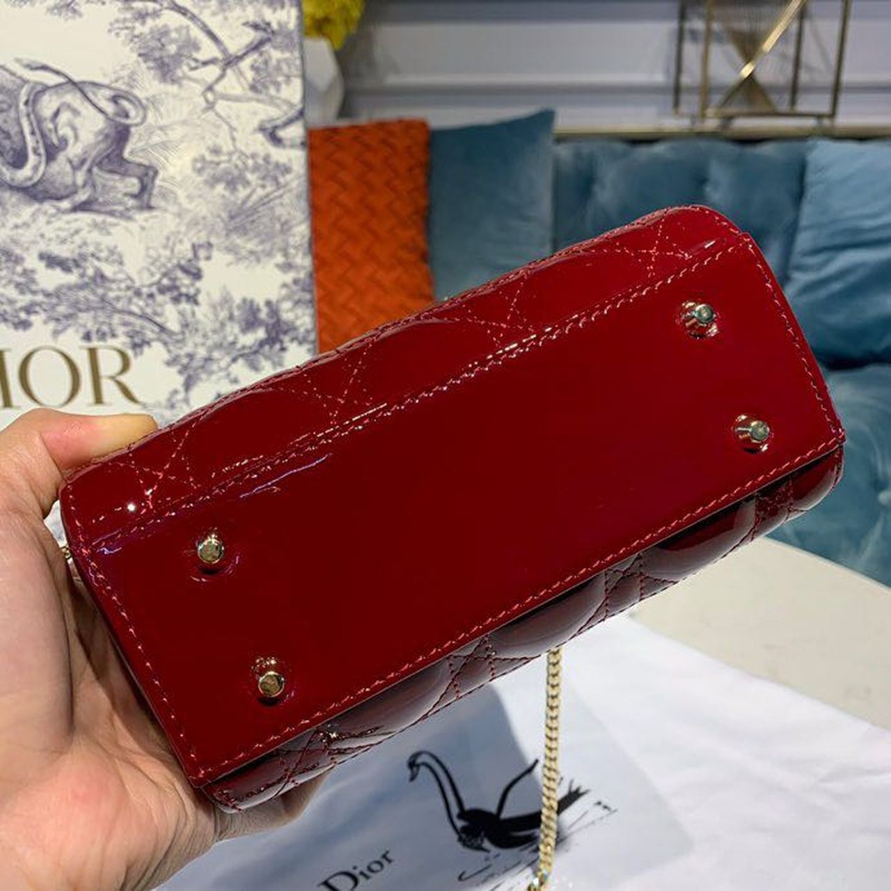 GLAMI Mini Lady Bag with Chain Gold Toned Hardware Spring/Summer Collection, Burgundy, For Women WomenÃ¢â‚¬â„¢s Handbags, 18cm CD M0505OCAL_M42R