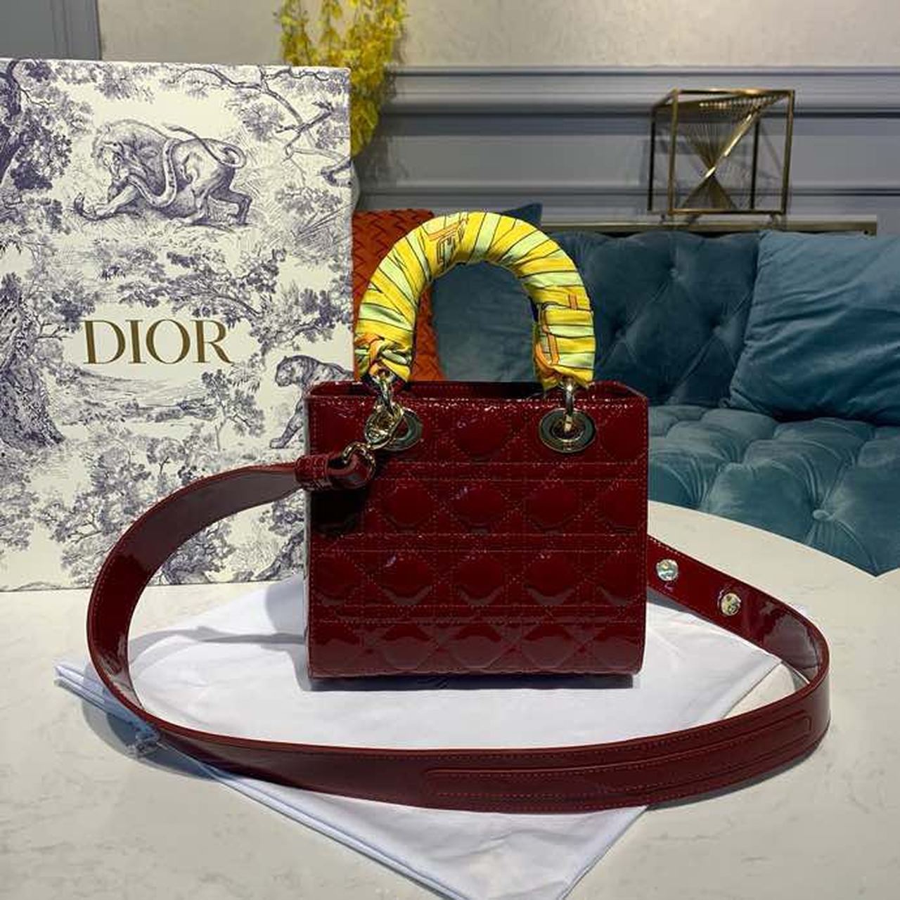 GLAMI Small Lady Bag with Chain Gold Toned Hardware Burgundy For Women 20cm/8in CD M0538OWCB_M323