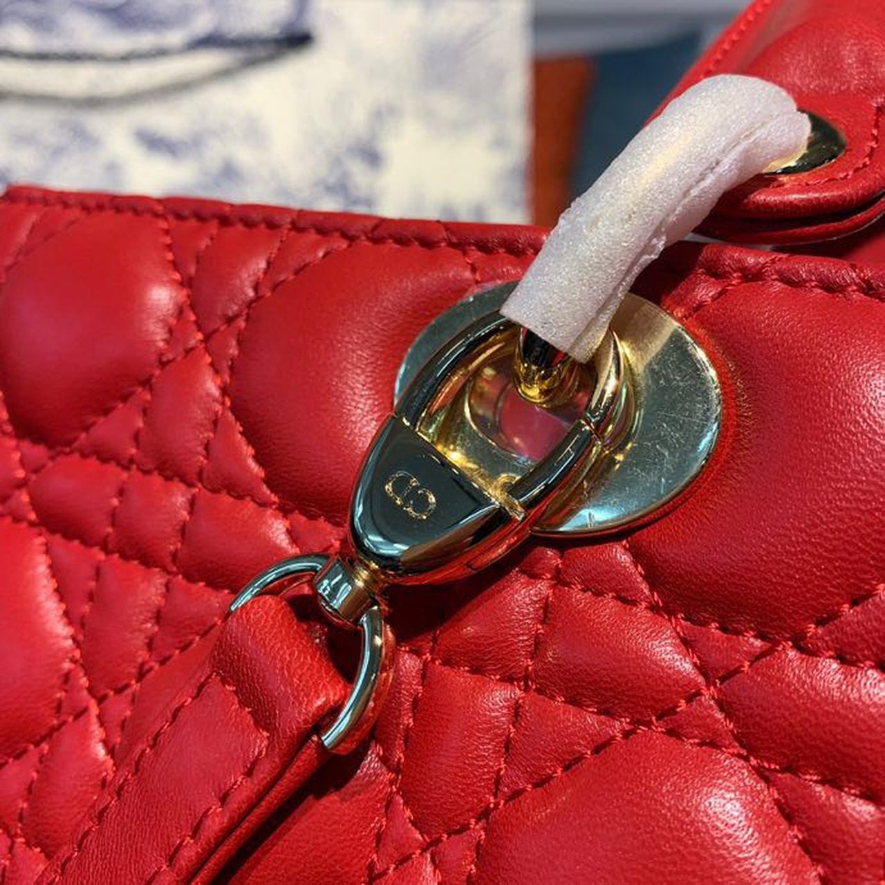 GLAMI Large Lady Bag Gold Toned Hardware Cherry Red Cannage For Women CD 12.5in/32cm M0566ONGE_M52R