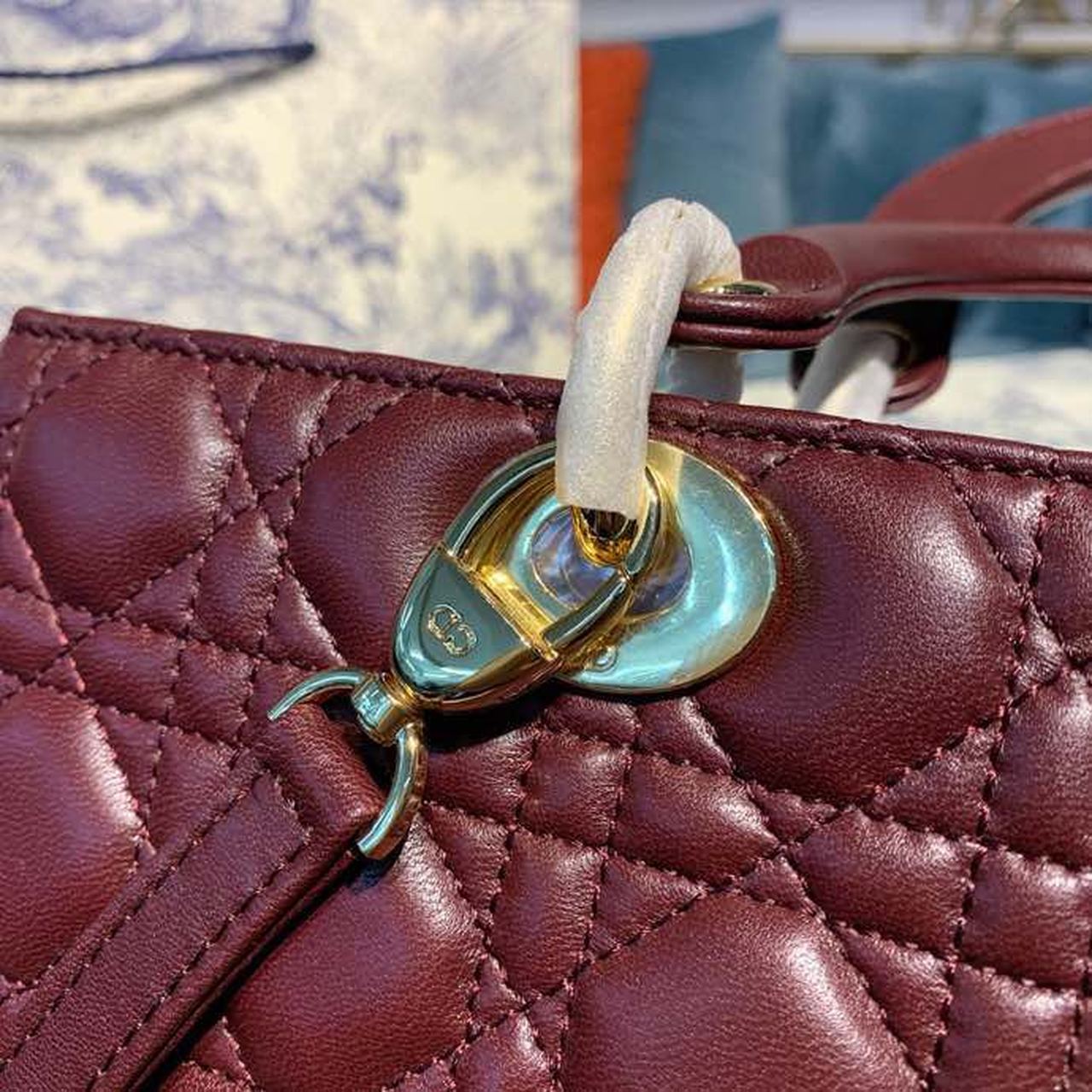 GLAMI Large Lady Bag Gold Toned Hardware Burgundy Cannage For Women 12.5in/32cm CD