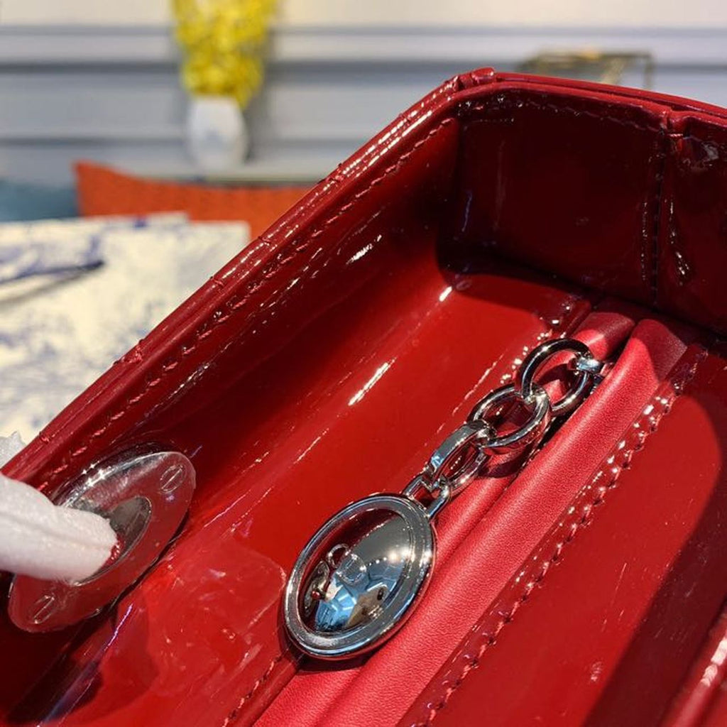 GLAMI Large Lady Bag Silver Hardware Cherry Red Patent For Women 12.5in/32cm CD