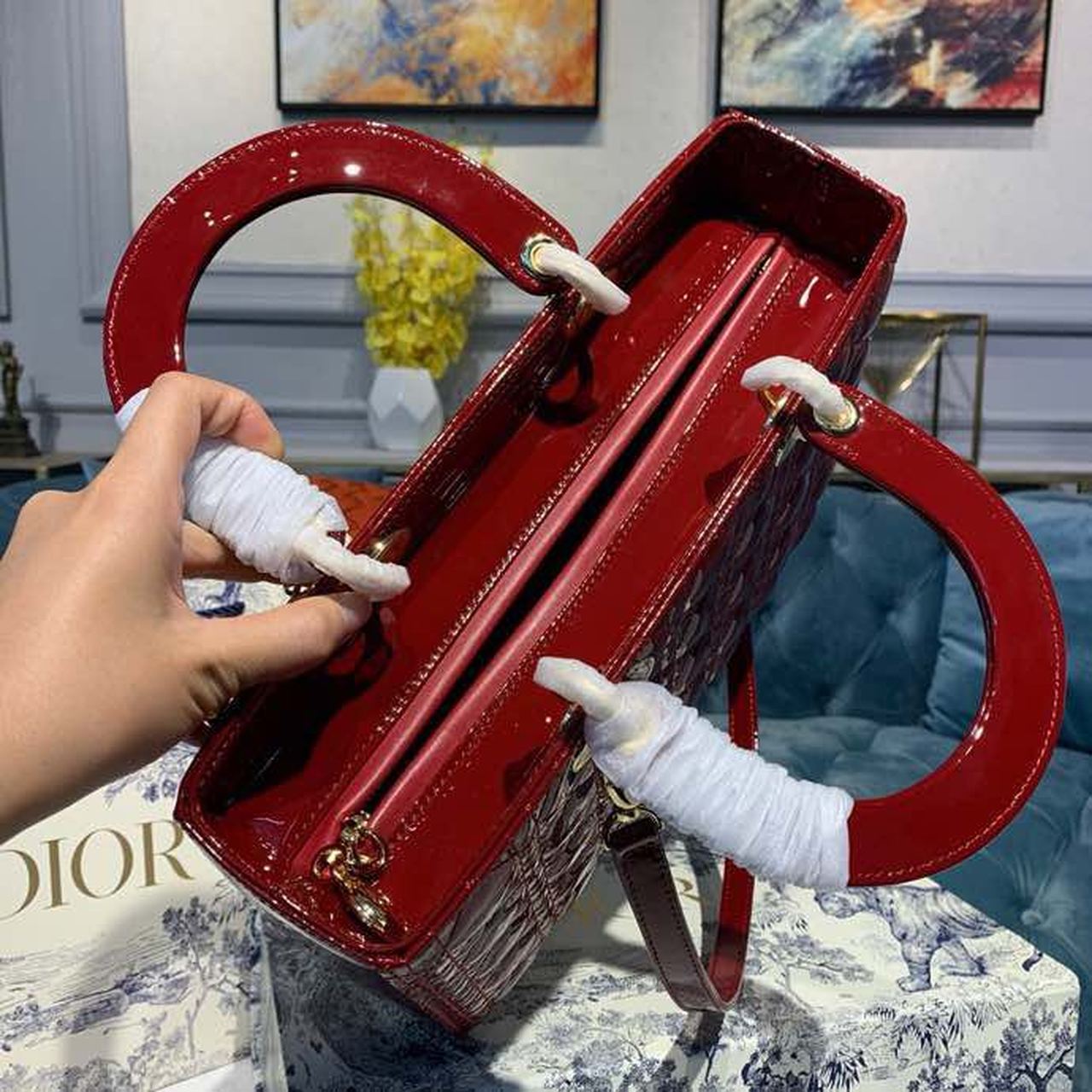 GLAMI Large Lady Bag Gold Toned Hardware Cherry Red Patent For Women 12.5in/32cm CD