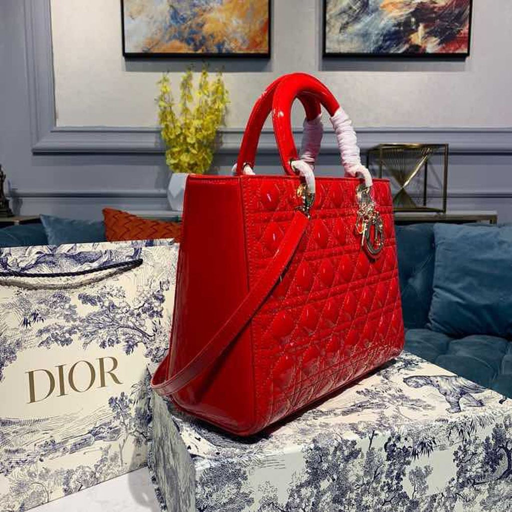GLAMI Large Lady Bag Gold Toned Hardware Red Patent For Women 12.5in/32cm CD