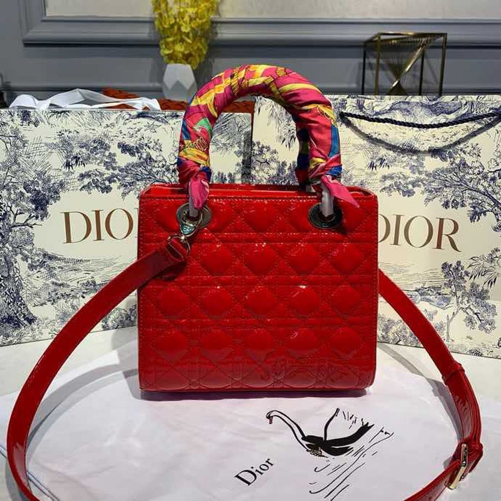 GLAMI MeGLAMIum Lady Bag Gold Toned Hardware Cherry Red Patent For Women 9.5in/24cm CD M0565OWCB_M323