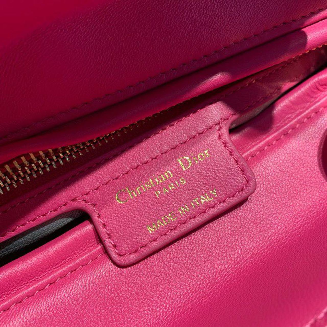 GLAMI MeGLAMIum Lady Bag Gold Toned Hardware Hot Pink For Women 9.5in/24cm CD