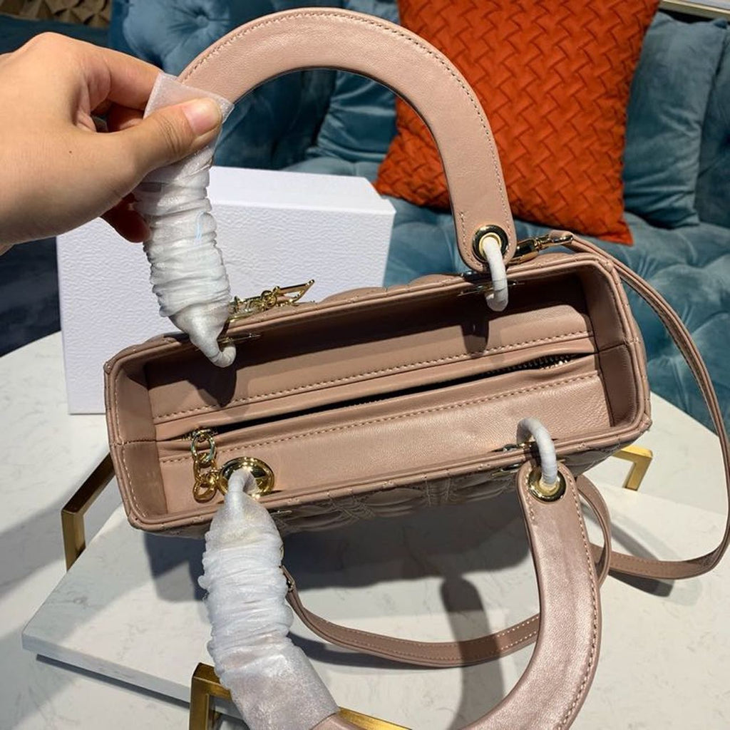 GLAMI MeGLAMIum Lady Bag Rose Des Vents For Women 9.5in/24cm CD