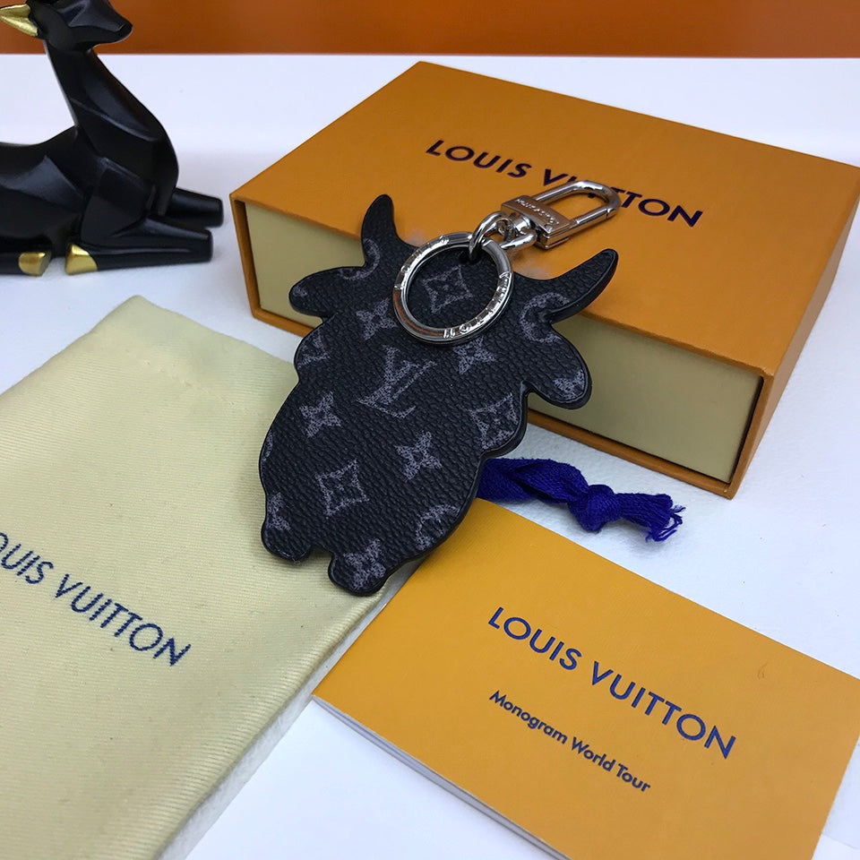 EN - Lux Keychains LUV 081