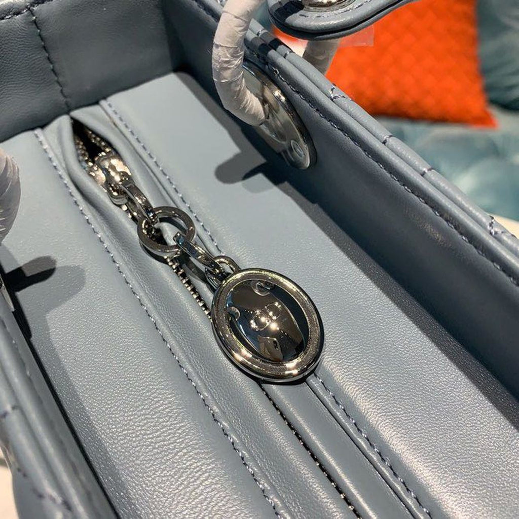 GLAMI MeGLAMIum Lady Bag Silver Hardware Cloud Blue For Women 9.5in/24cm CD