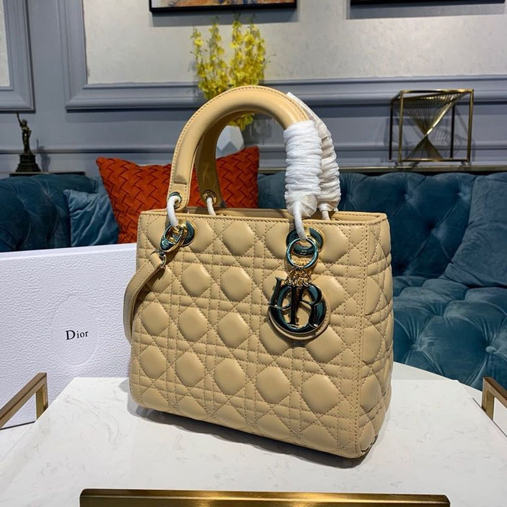 GLAMI MeGLAMIum Lady Bag Gold Toned Hardware Pale Yellow For Women 9.5in/24cm CD