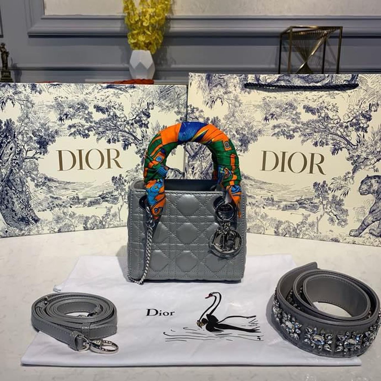 GLAMI Mini Lady Bag with Chain and Embellished Bag Strap Silver Hardware Spring/Summer Collection, Pearl Grey, For Women WomenÃ¢â‚¬â„¢s Handbags, 18cm CD M0505OADU_M11G