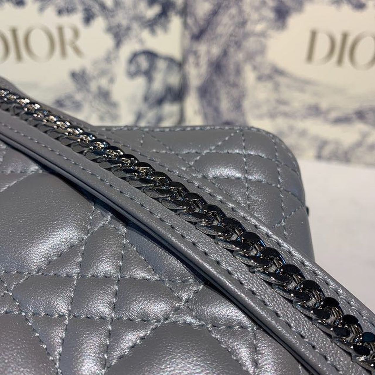 GLAMI Mini Lady Bag with Chain and Embellished Bag Strap Silver Hardware Spring/Summer Collection, Pearl Grey, For Women WomenÃ¢â‚¬â„¢s Handbags, 18cm CD M0505OADU_M11G