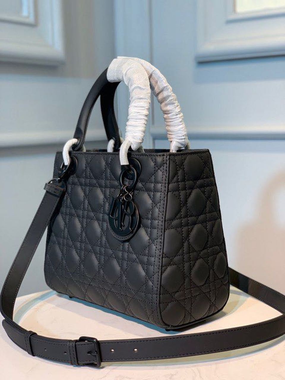 GLAMI MeGLAMIum Lady Bag Matte Hardware Black Ultramatte For Women 9.5in/24cm CD M0565SLOI_M989