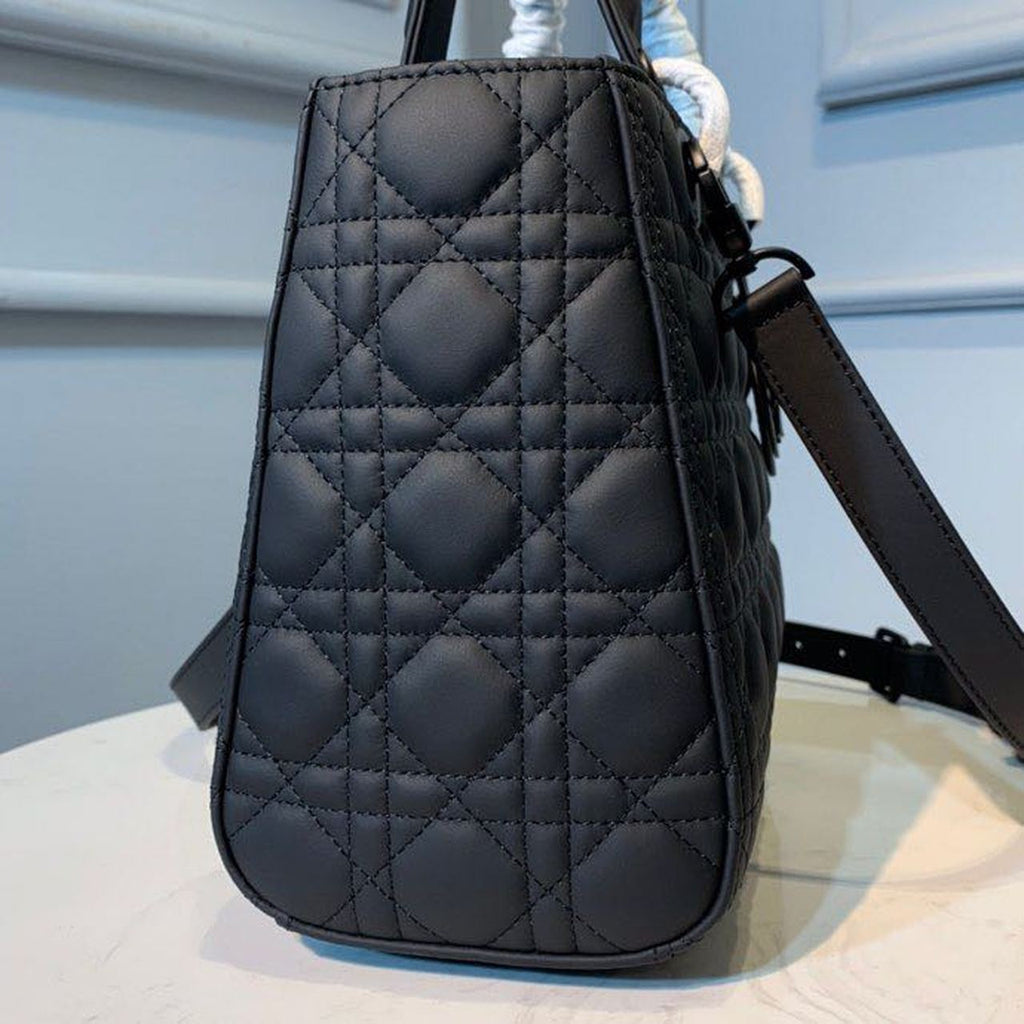 GLAMI MeGLAMIum Lady Bag Matte Hardware Black Ultramatte For Women 9.5in/24cm CD M0565SLOI_M989