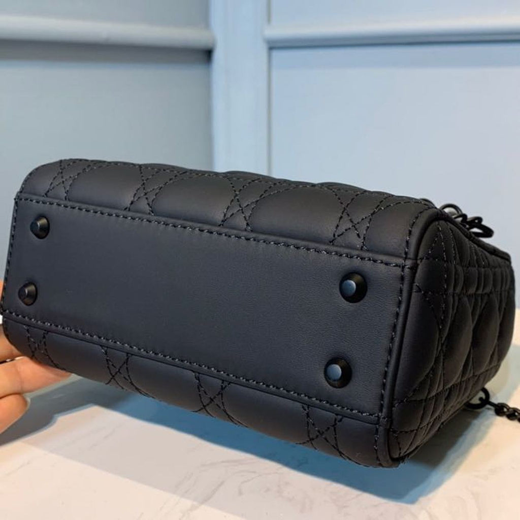 GLAMI Mini Lady Bag with Chain Matte Hardware Spring/Summer Collection, Black, For Women WomenÃ¢â‚¬â„¢s Handbags, 18cm CD M0505SLOI_M989