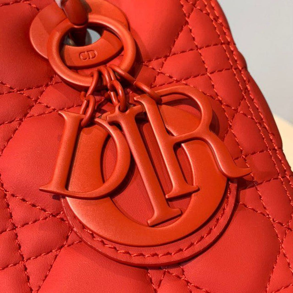 GLAMI MeGLAMIum Lady Bag Matte Hardware Red Ultramatte For Women 9.5in/24cm CD