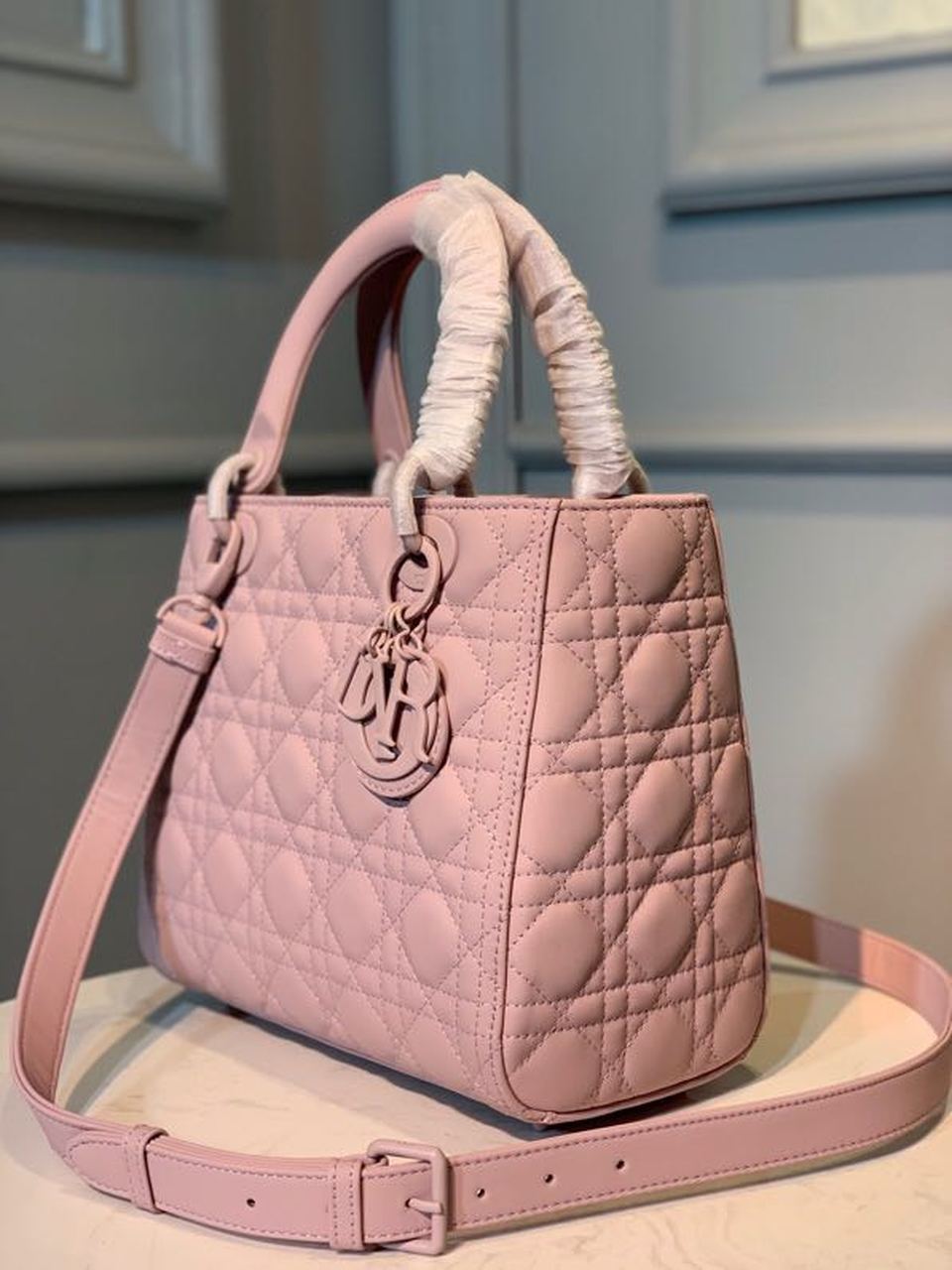 GLAMI MeGLAMIum Lady Bag Matte Hardware Powder Pink For Women 9.5in/24cm CD