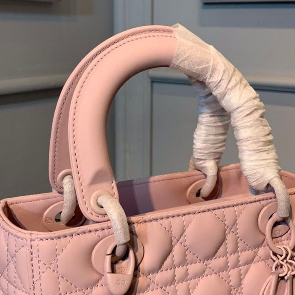 GLAMI MeGLAMIum Lady Bag Matte Hardware Powder Pink For Women 9.5in/24cm CD