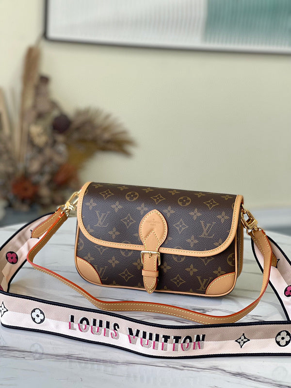 Fashion Lu-Vi bags - 5551