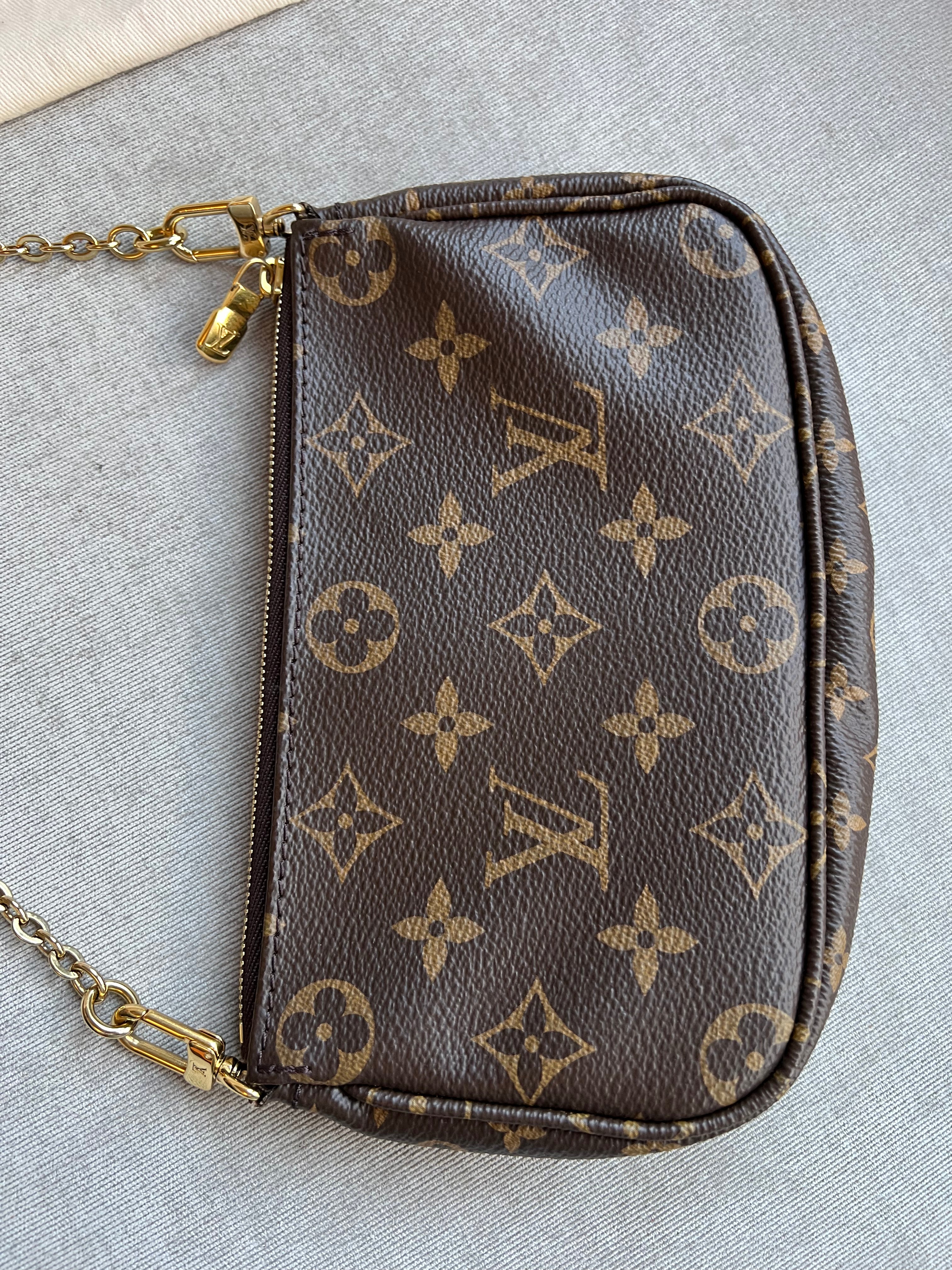 Louis Vuitton Multi Pochette Accessoires Khaki (RRP £1970)