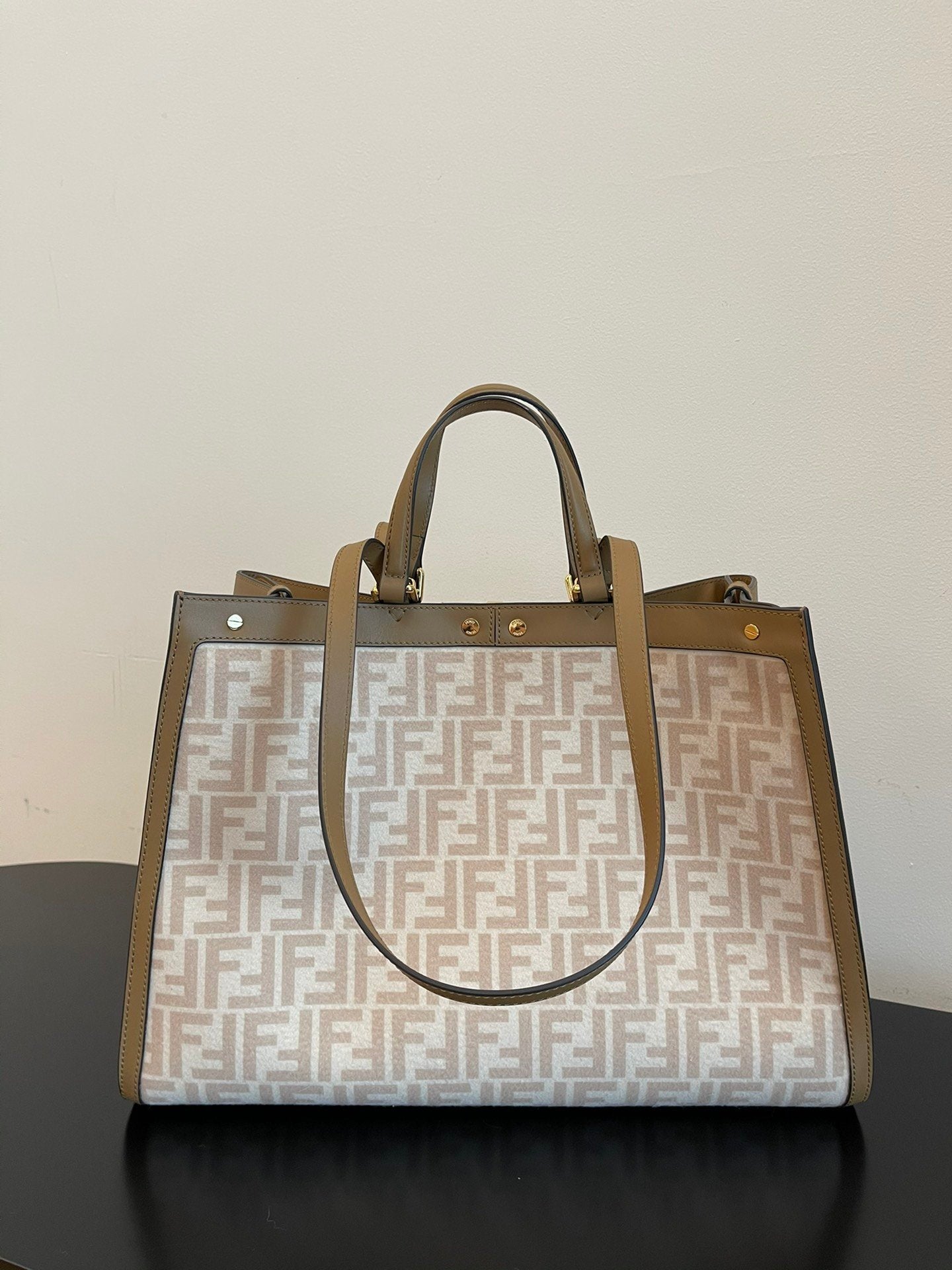 FI GlamI X-tote Bag Beige Canvas For Women, Handbags, Shoulder Bags 16.1in/41cm FF 8BH374