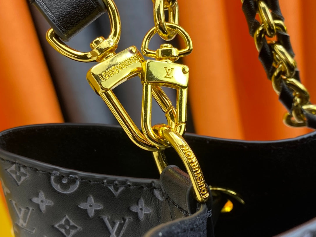 EN - Luxury Bags LUV 873