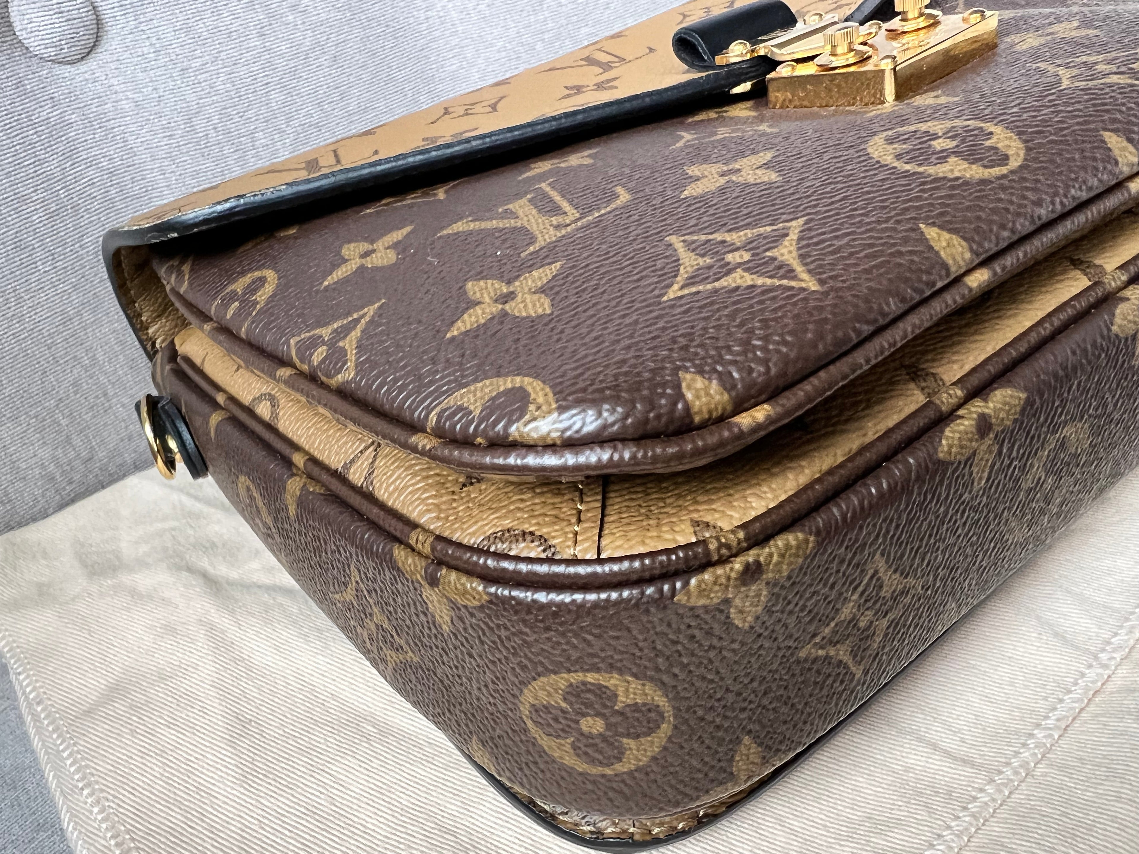 Louis Vuitton Pochette Metis Reverse Monogram (RRP £1,970)