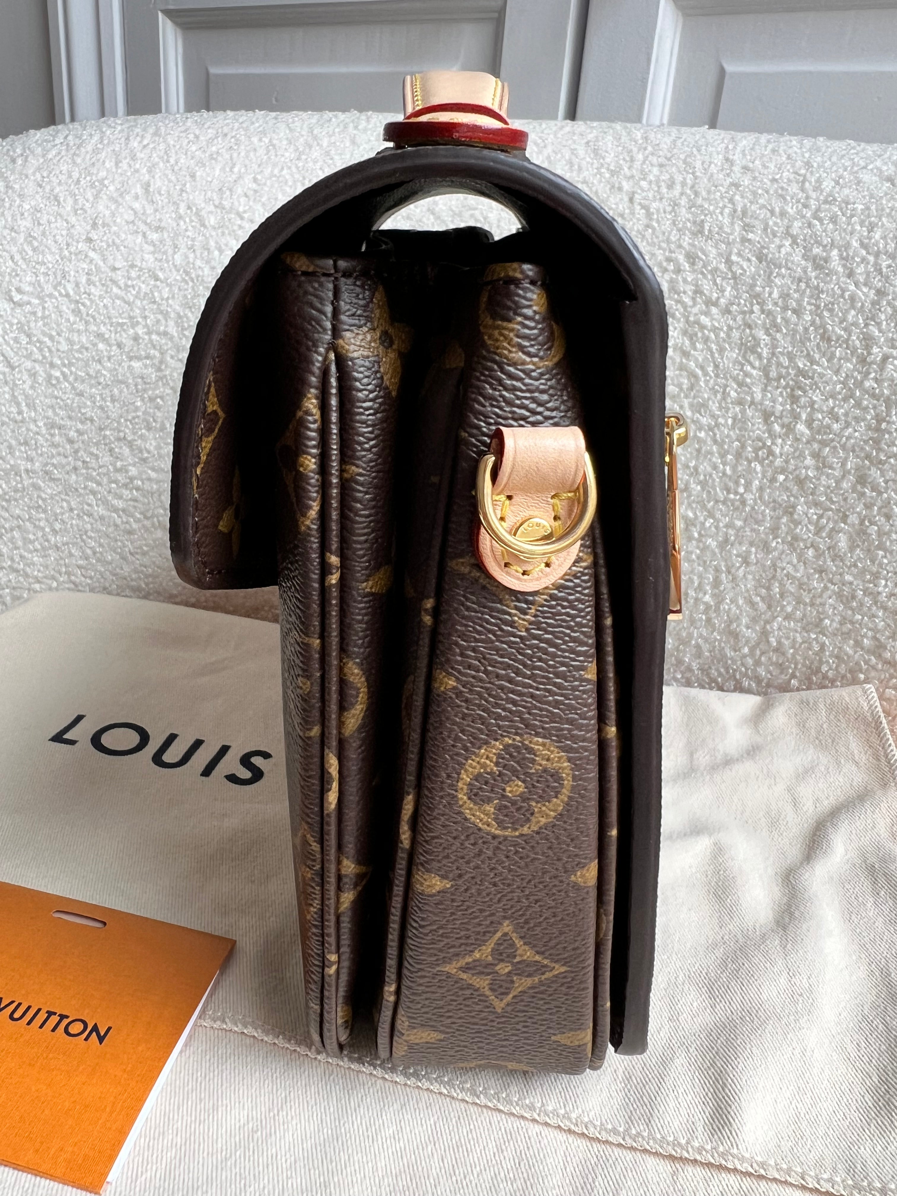 Louis Vuitton Pochette Metis Monogram (RRP £1,970)