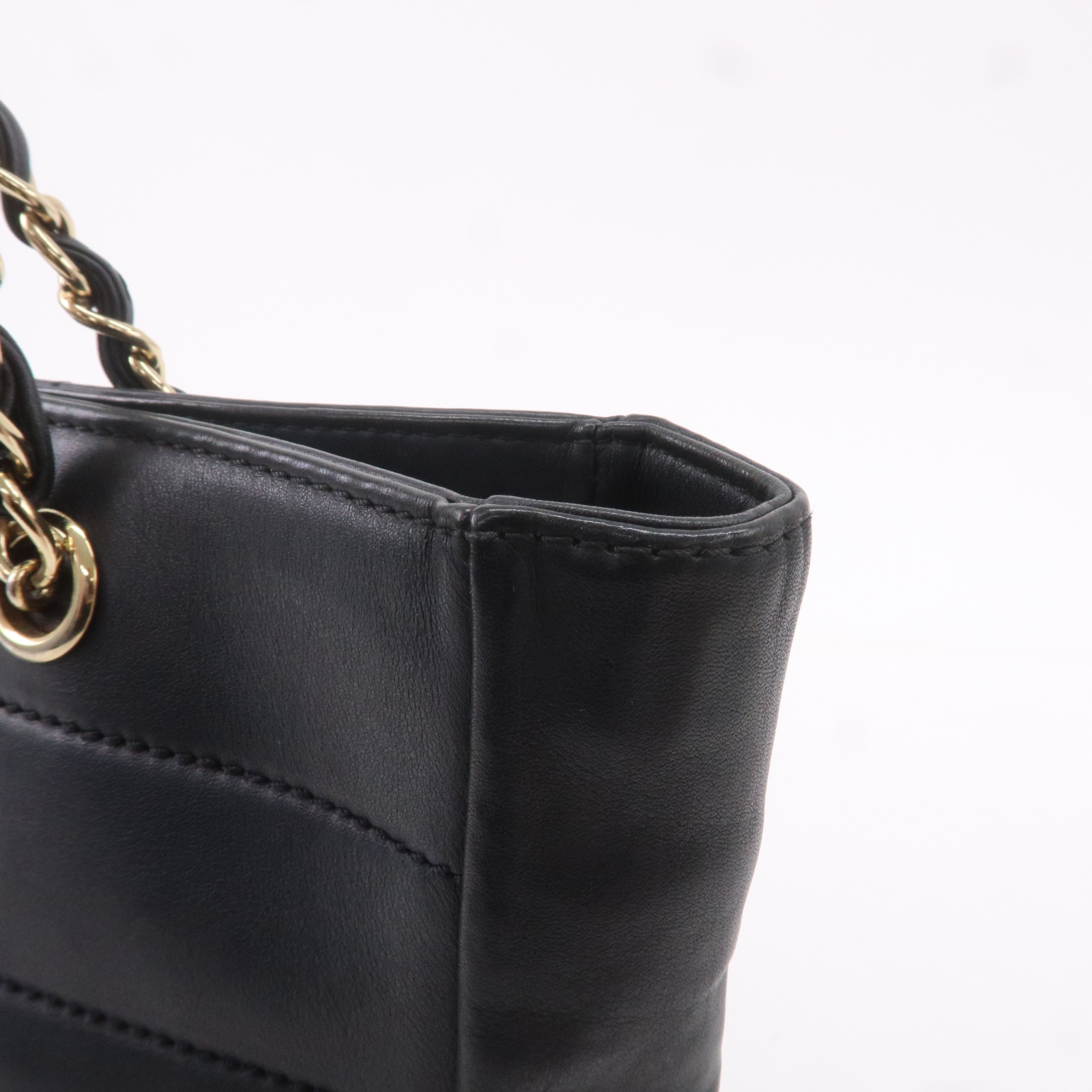 CHANEL Chocolate Bar Lamb Skin Chain Tote Bag Black A17859