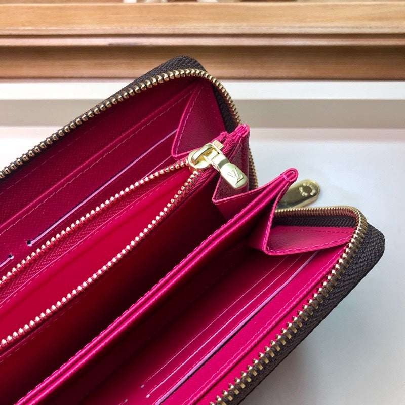 LOV2 Bags - Luxurious Bags  2409