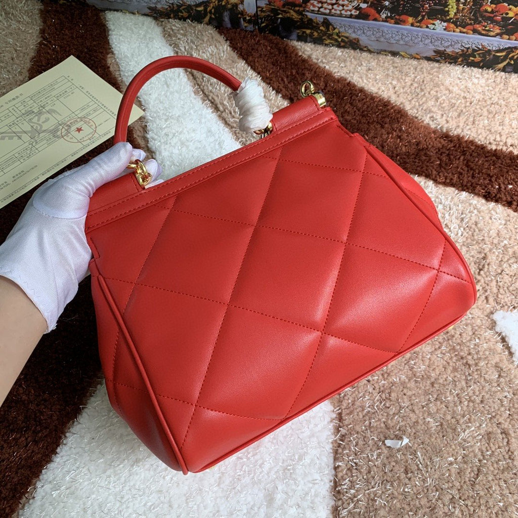 GLAMI MeGLAMIum Sicily Bag In Quilted Red For Women 10.2in/26cm GLAMI GLAMI6002AW5918H383