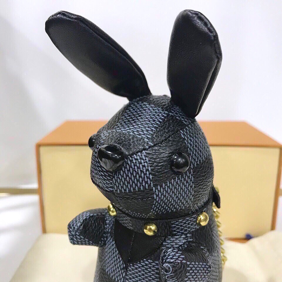 EN - Lux Keychains LUV 050
