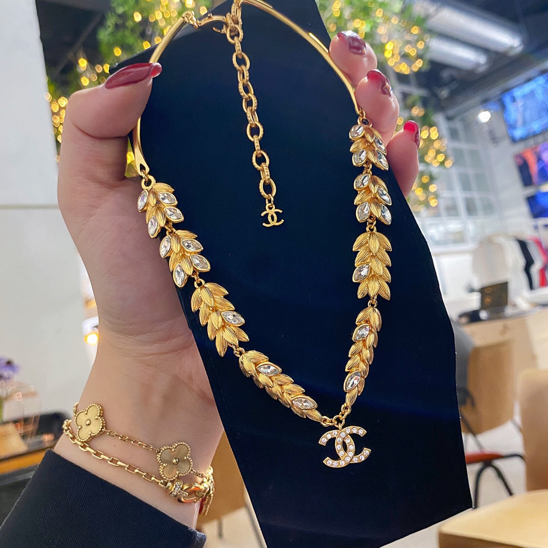 EN - Lux Necklace CHL054