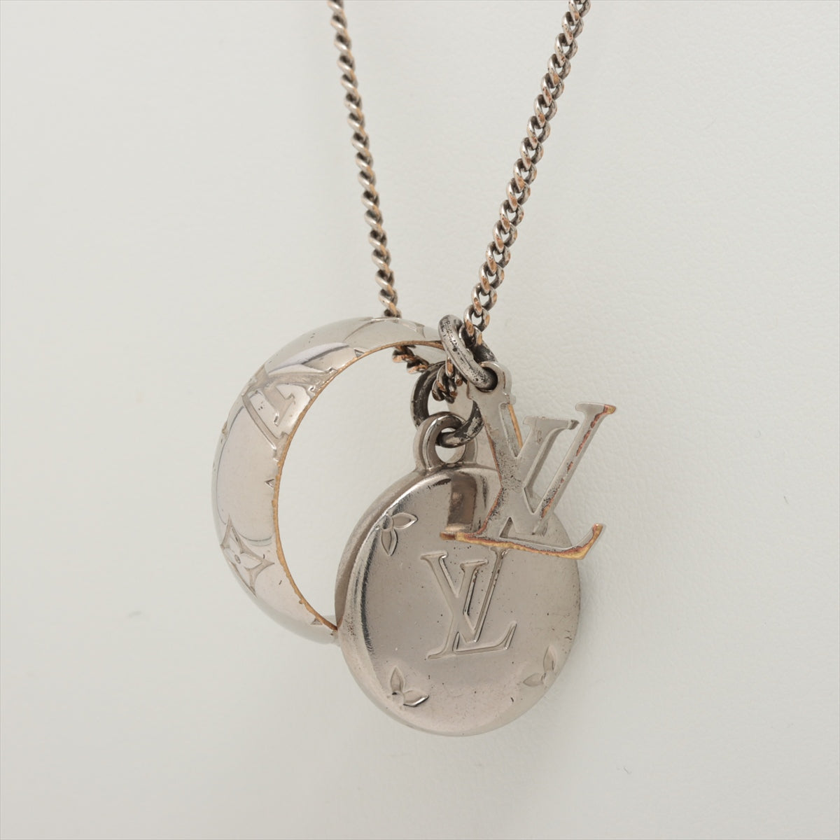 Louis Vuitton M62485 Monogramming OB0230/OB0250 Necklace GP Silver