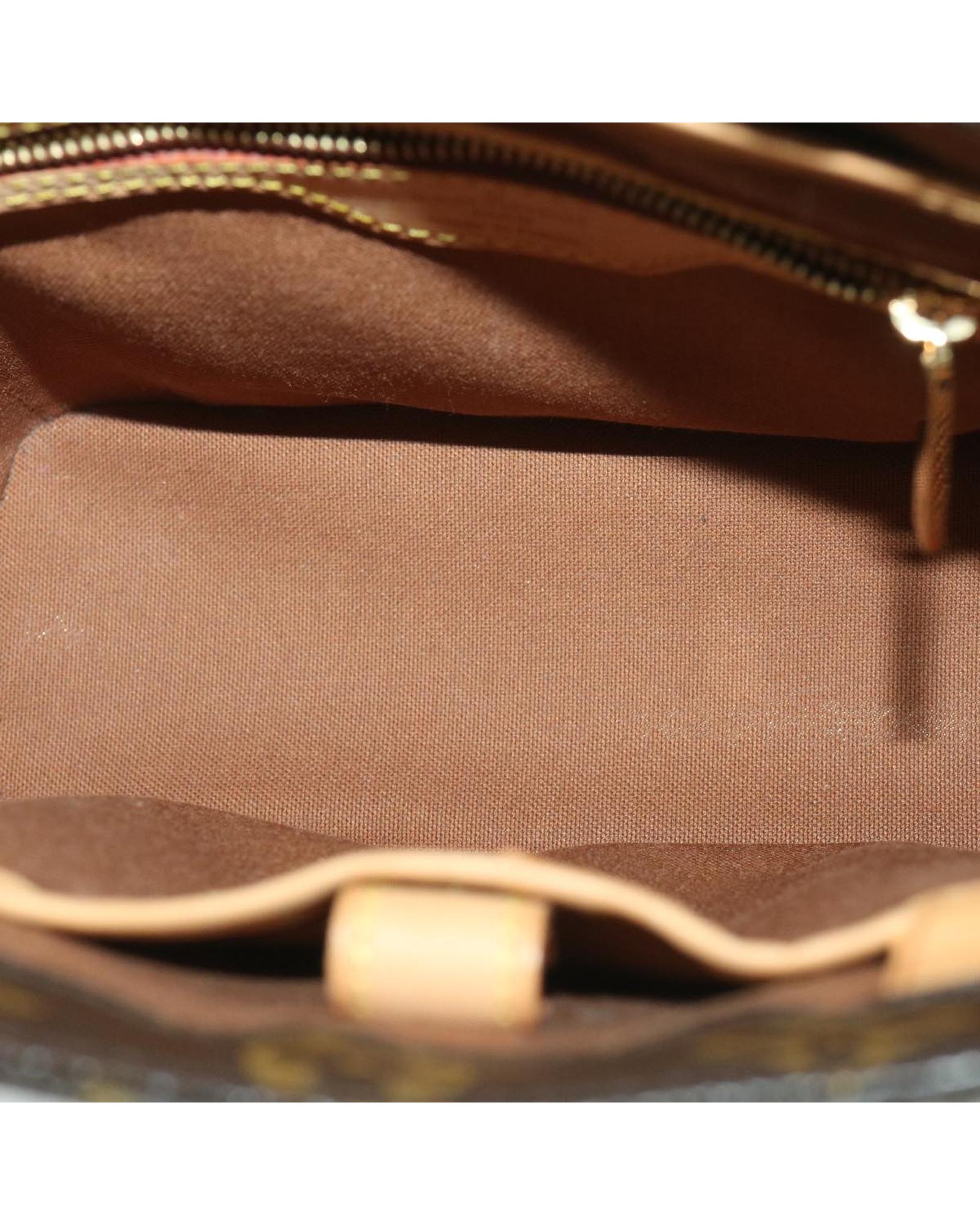Miu Miu Leather Pink Shoulder Bag with Key Accessory