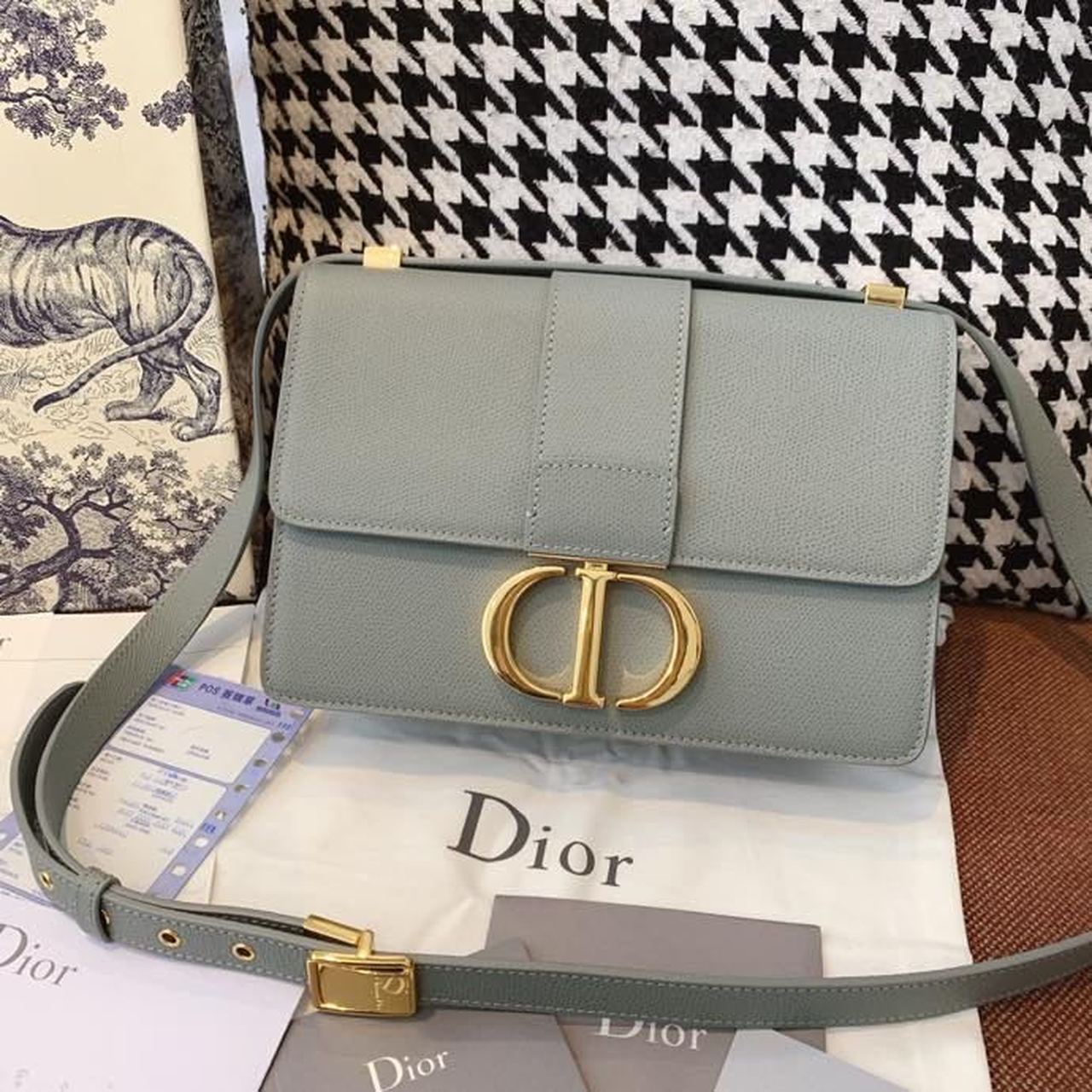GLAMI MeGLAMIum 30 Montaigne Bag Blue-Gray Box For Women 24cm/9in CD